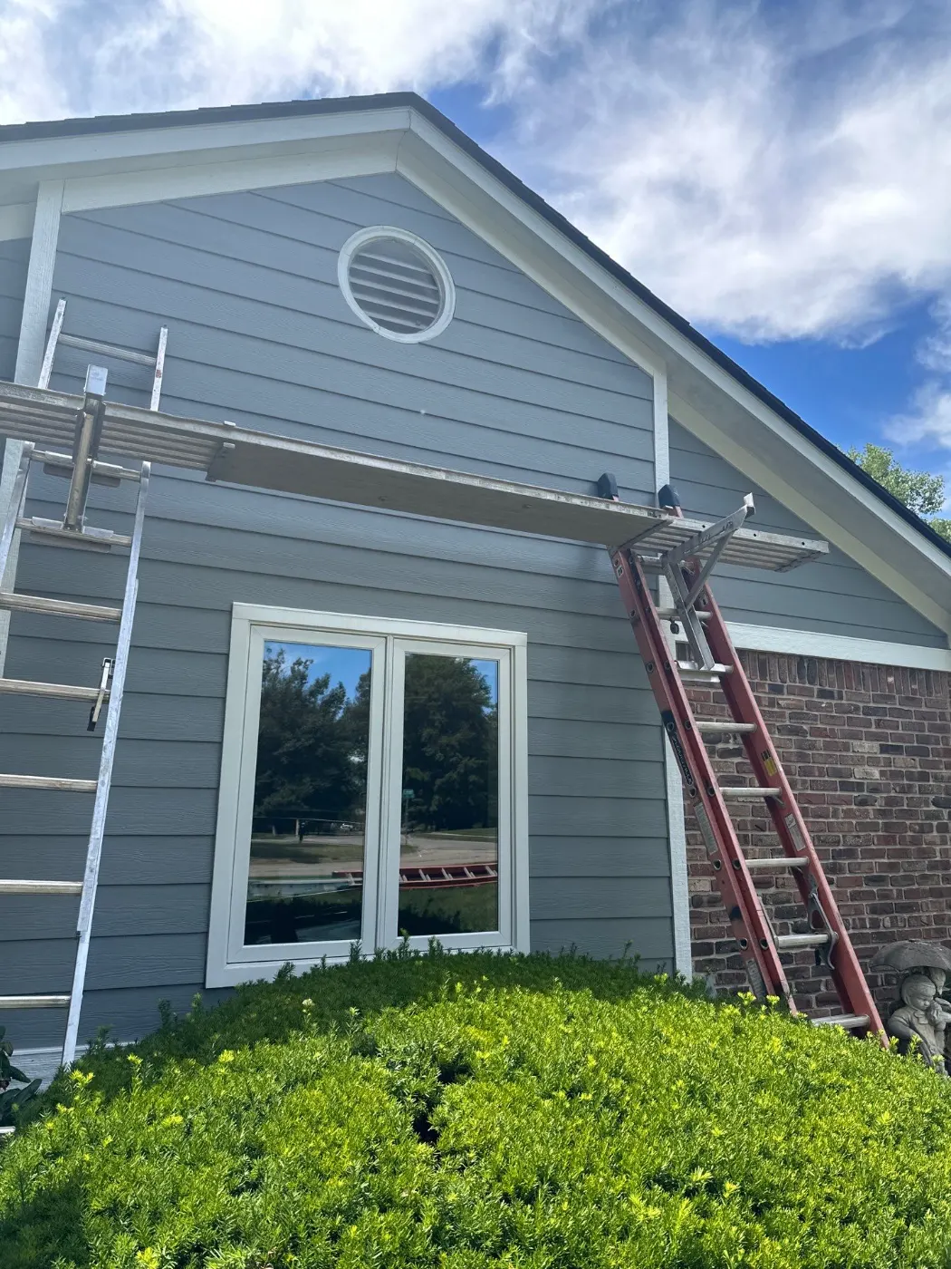 Fiber cement siding installed on a Viking Meadows home